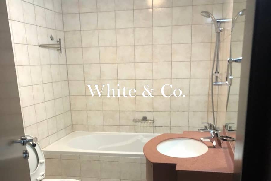 Unfurnished | Closed Kitchen | Vacant Now - Image 9