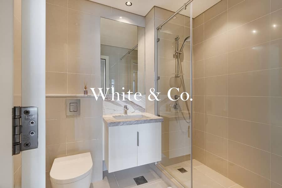 Fully Upgraded| Rare Unit |Fully Furnished - Image 9