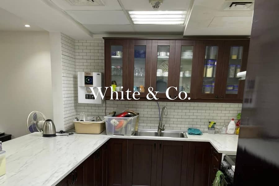 Vacating Soon | Upgraded | Fully Furnished - Image 7