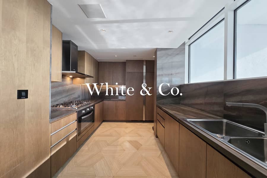 Exclusive Penthouse | Panoramic Sea Views - Image 7