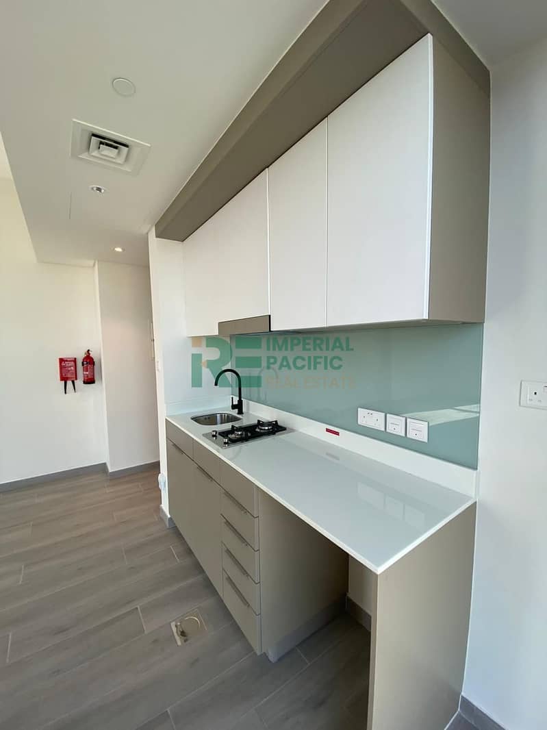 High Floor Studio | Vacant Soon | Modern Living - Image 11