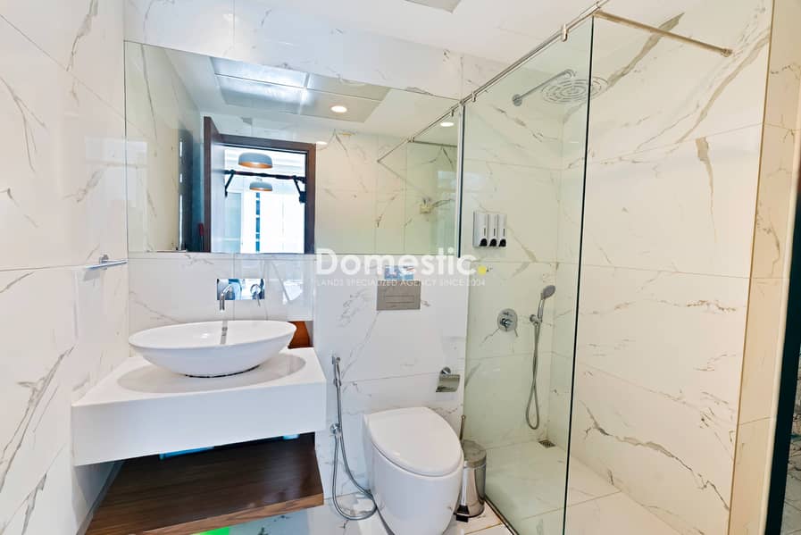 Fully furnished Studio +Balcony |Vacant | Upgraded - Image 7