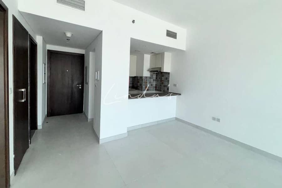 Spacious | Ready to Move In | Unfurnished