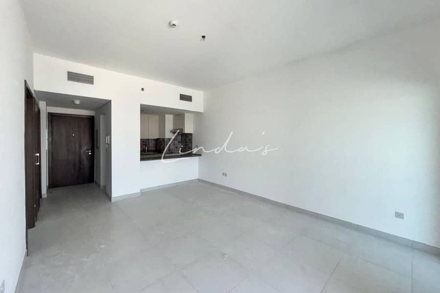 Spacious | Ready to Move In | Unfurnished