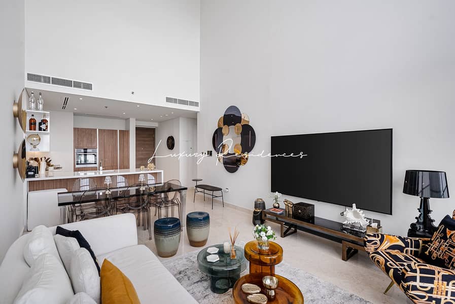 **Exquisite 2-bed Seafront Apartment | Sea Views** - Image 8