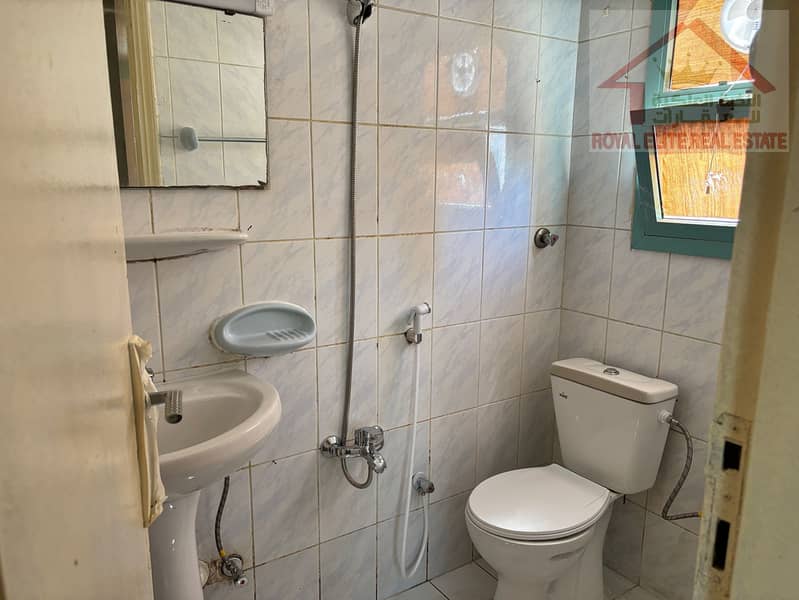 Studio Flat Available For Rent | Naif Nakheel Centre Area - Image 6