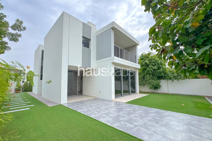 Corner plot | Vacant now | Backing small park