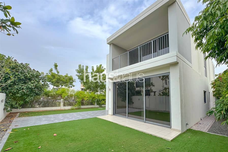 Corner plot | Vacant now | Backing small park