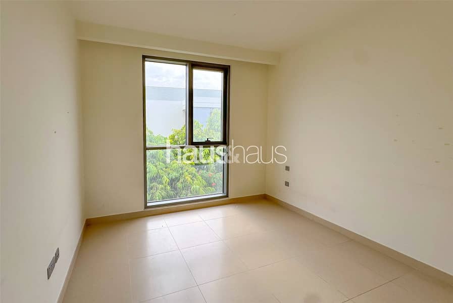 Corner plot | Vacant now | Backing small park - Image 13