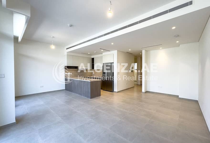 Elegant 3 Bedroom | Huge Layout | Single Row