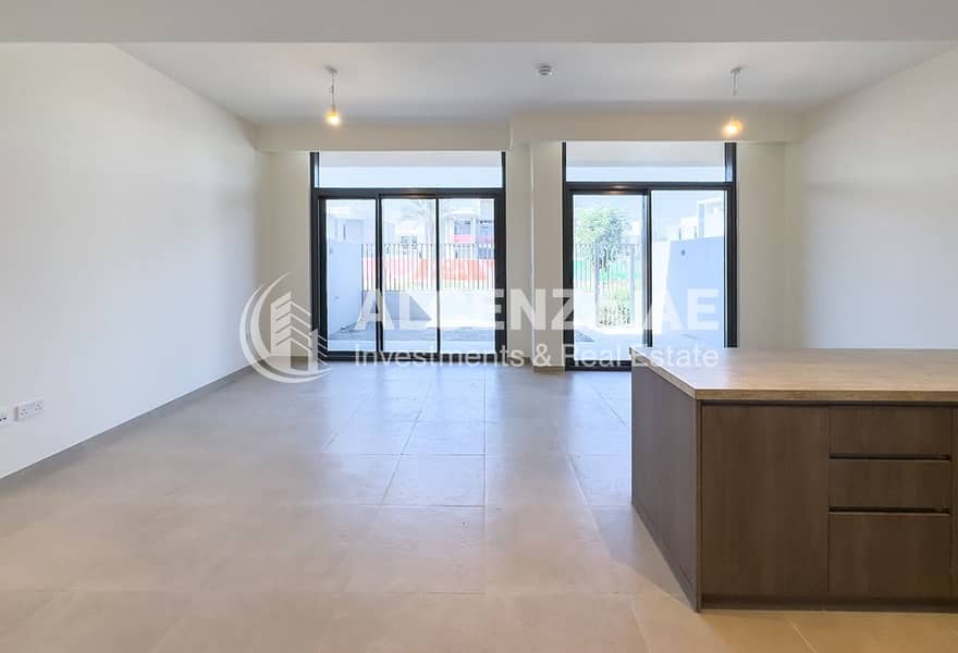 Elegant 3 Bedroom | Huge Layout | Single Row