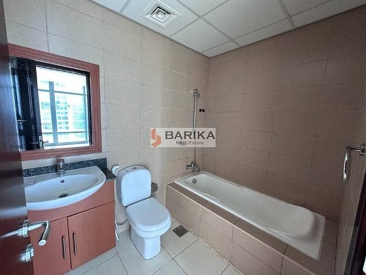 Bright 1-Bedroom Apartment in the Heart of JLT - Image 10