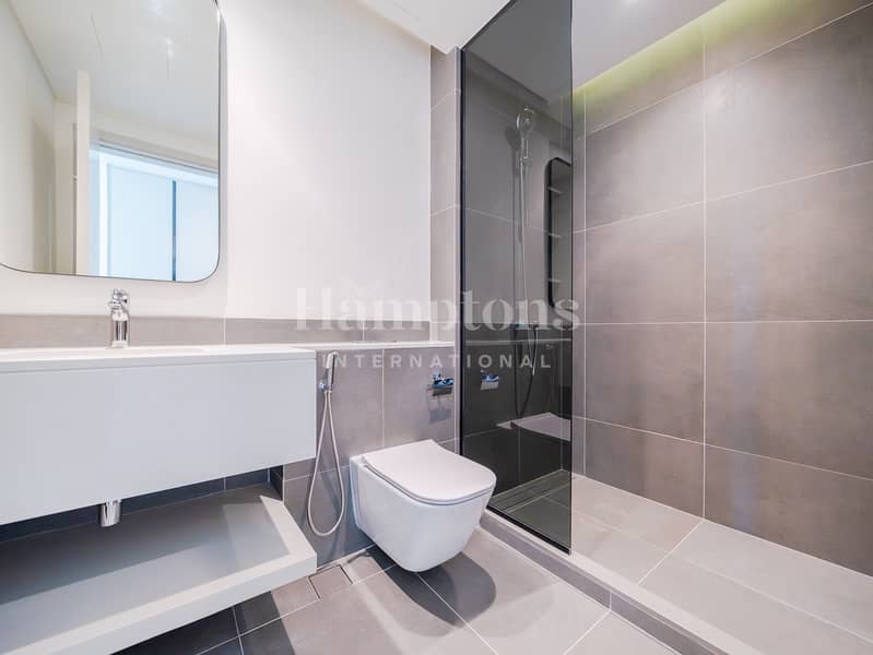 Single Row | Large Layout | Vacant - Image 16