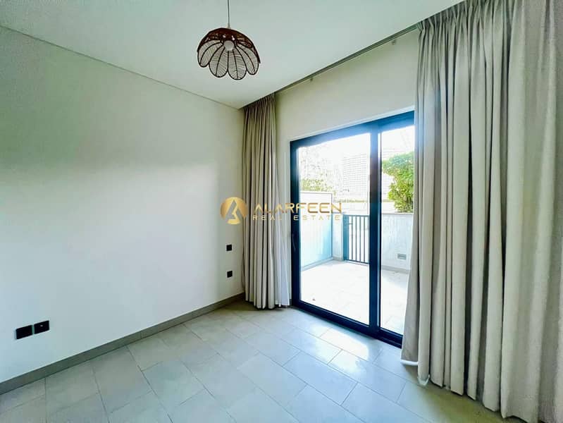 Community View | Prime Location | Spacious Unit - Image 9