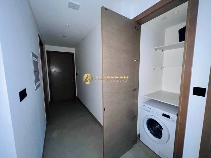 Community View | Prime Location | Spacious Unit - Image 15