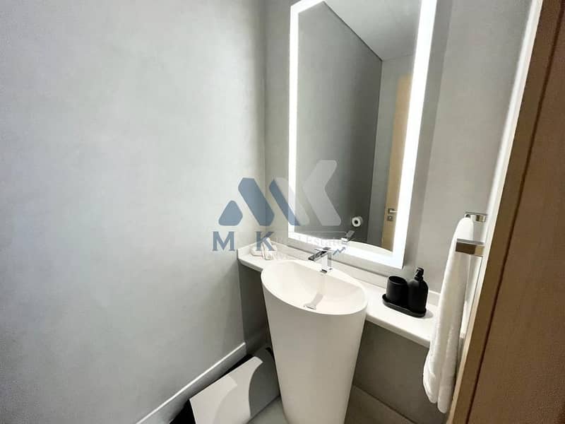 Ready-to-Move / 2 Balcony / 20K Monthly with Bills - Image 9