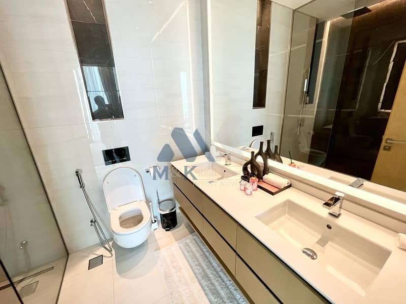 Ready-to-Move / 2 Balcony / 20K Monthly with Bills - Image 10