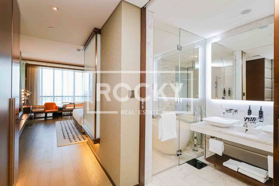 HOTEL ROOM | IN HOTEL POOL | VACANT - Image 19