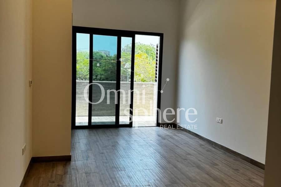 Ready To Move | Park View | Semi Furnished - Image 6