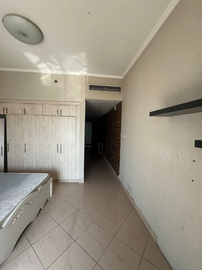 Spacious Studio For Rent-With Balcony-Ready to Move