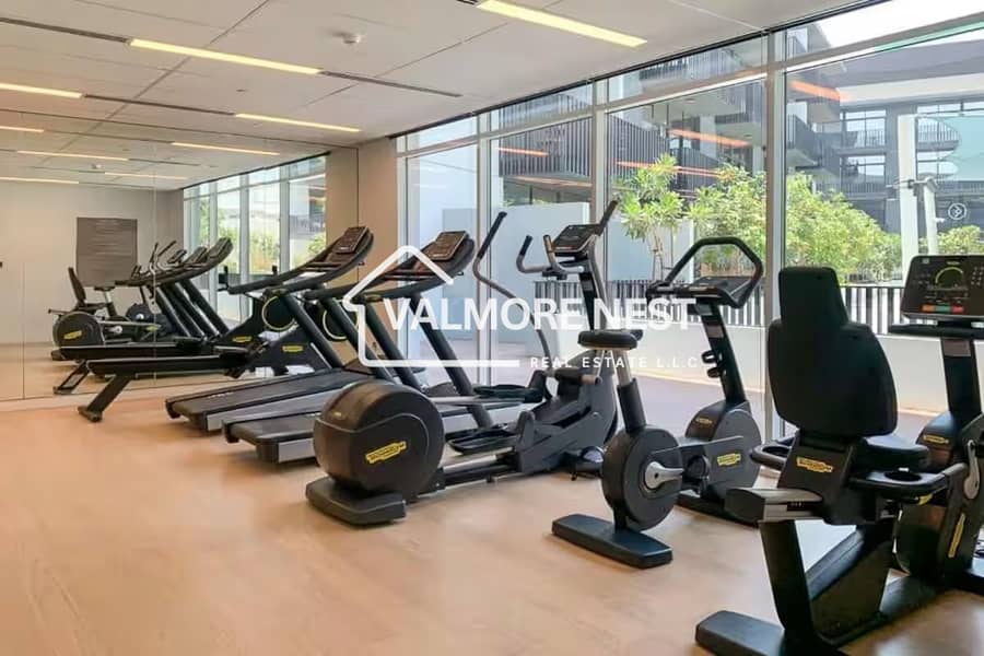 Premium furnished unit with great amenity I Available in 12 cheques I Prime spot - Image 7