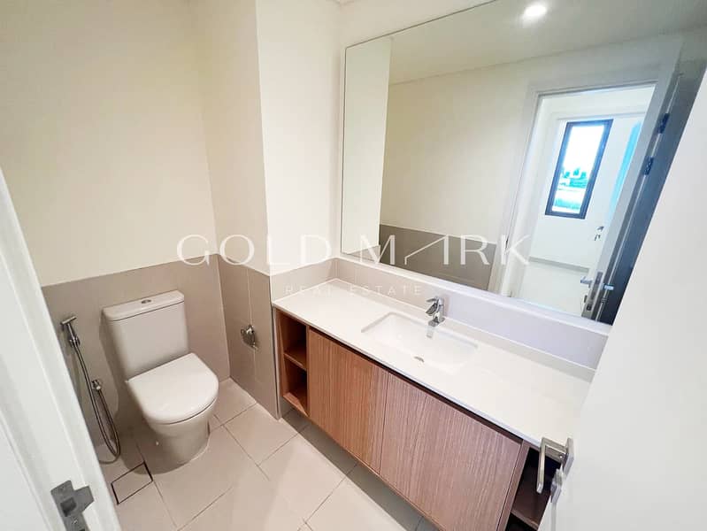 3 BR + Maids | Area Specialist | Single Row - Image 11