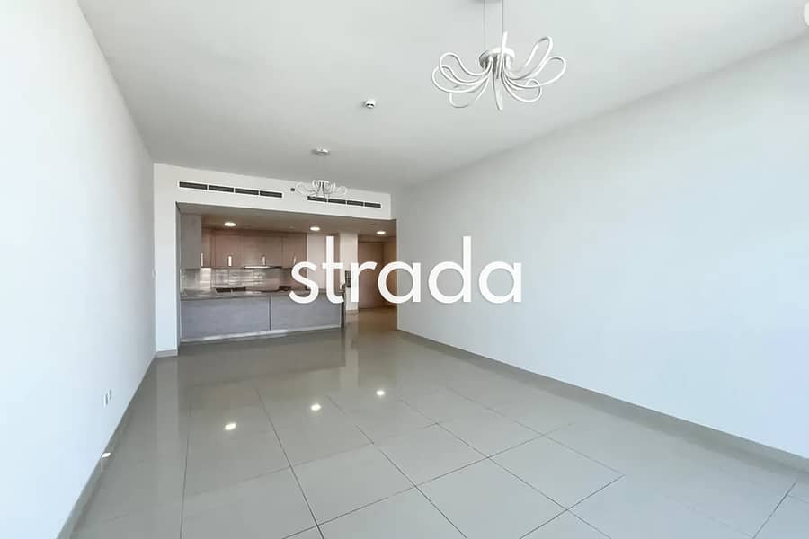 Spacious | Bright | Near Metro - Image 6