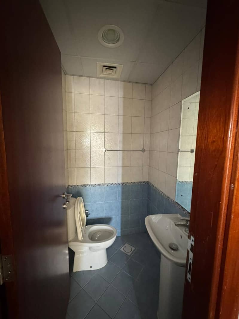 Spacious 3bedroomFor Rent-With Balcony-Ready to Move - Image 8