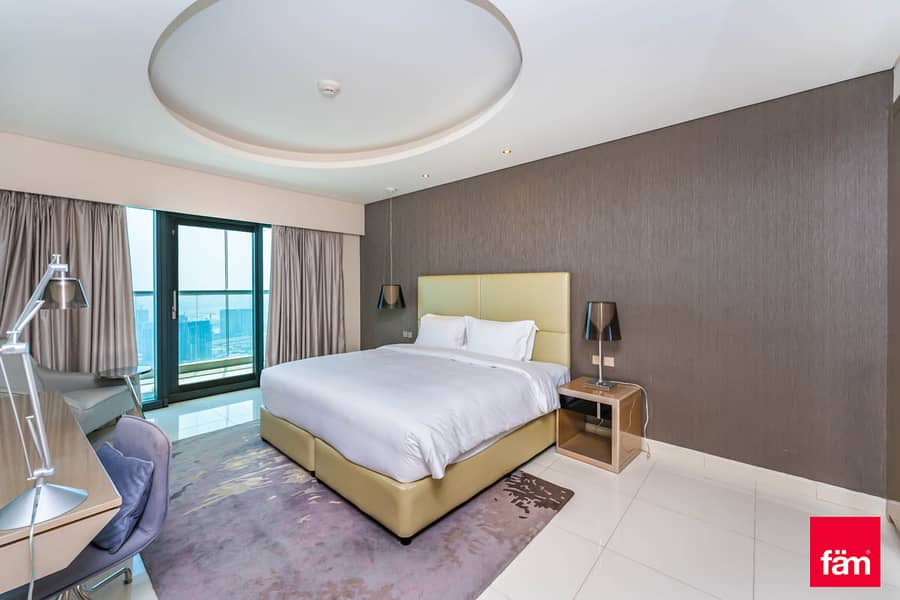 Furnished Exclusive 2BR at High floor - Image 10