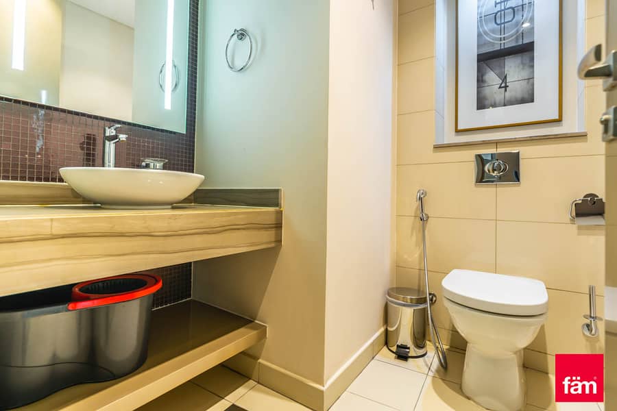 Furnished Exclusive 2BR at High floor - Image 16