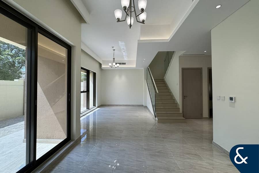 Single Row | 4 Bedrooms | Near Golf Club