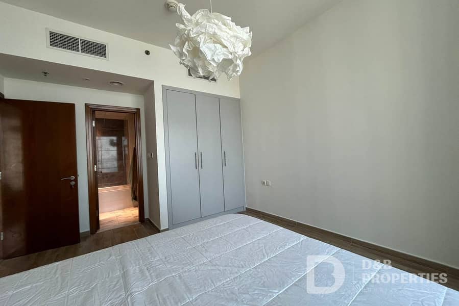 Vacant | High Floor | Well Maintained - Image 11