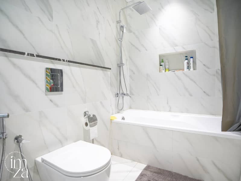 3BR+Maid | Green Belt Villa | Chiller Free - Image 19