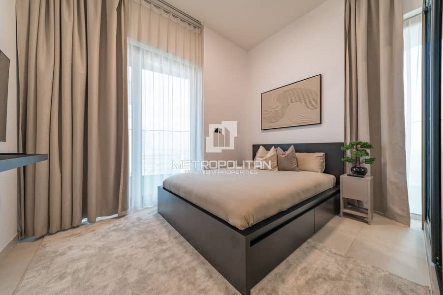 Vacant | Fully Furnished & Upgraded | Private Jacuzzi - Image 8