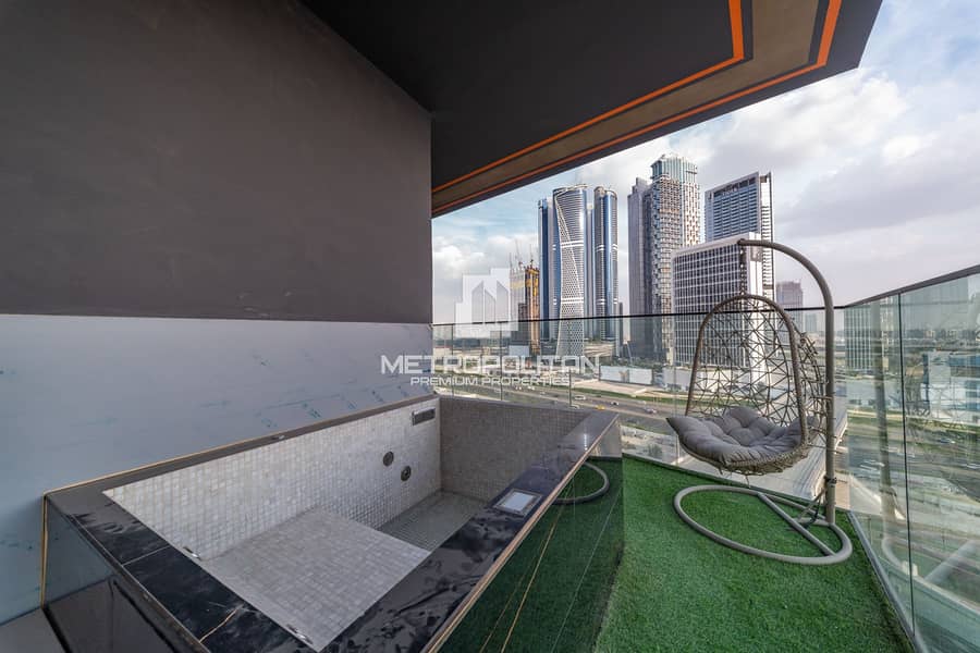 Vacant | Fully Furnished & Upgraded | Private Jacuzzi - Image 14