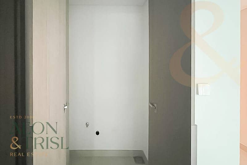 1 Bedroom | Viridian City Walk by Central Park