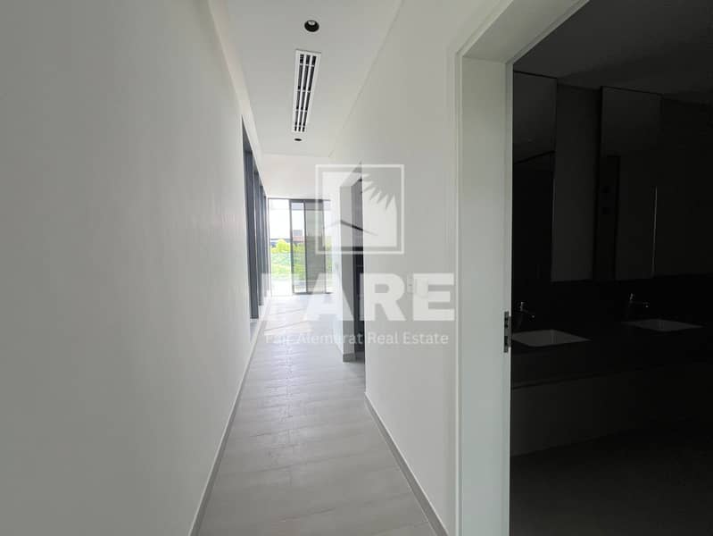 12 43da4e66-e021-4091-9963-2b4701e417d6. JPG