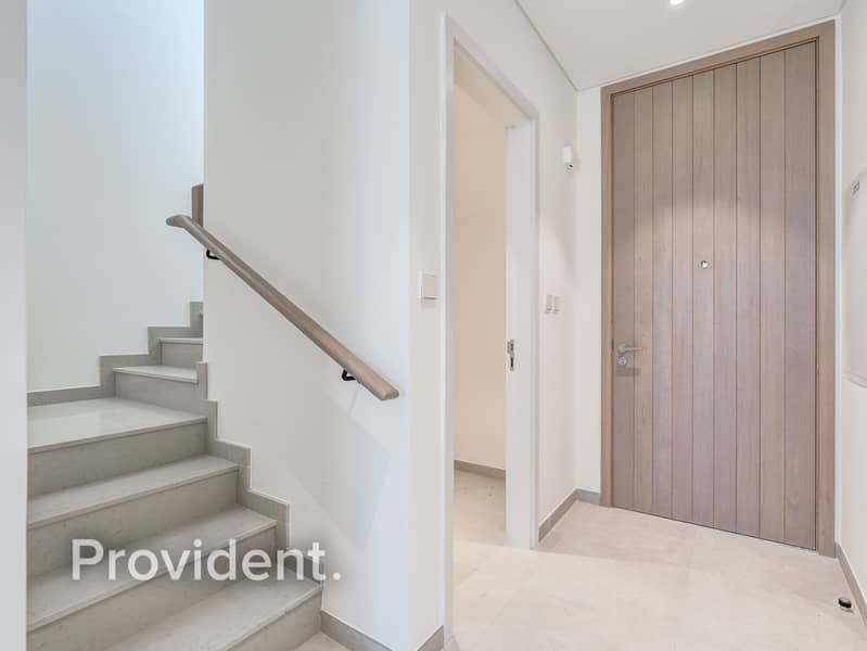 Unfurnished | Vacant | 3 Bed + Maid