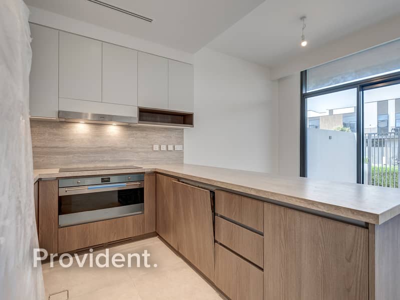 Unfurnished | Vacant | 3 Bed + Maid - Image 6