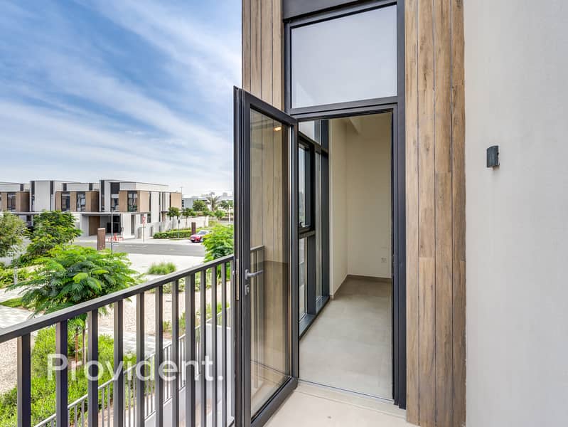 Unfurnished | Vacant | 3 Bed + Maid - Image 13