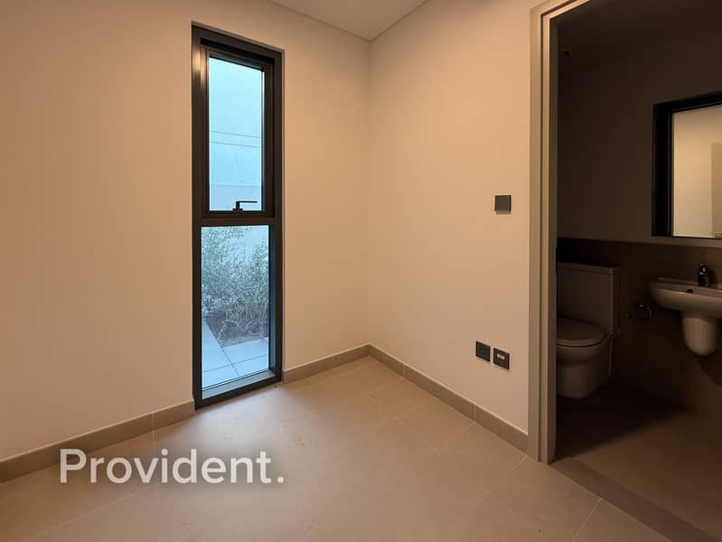 Maids Room | Prime Location | Spacious - Image 15