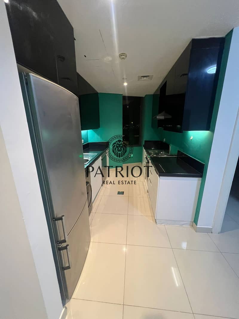 Spacious | Bright | Well-Maintain | Ready to Move