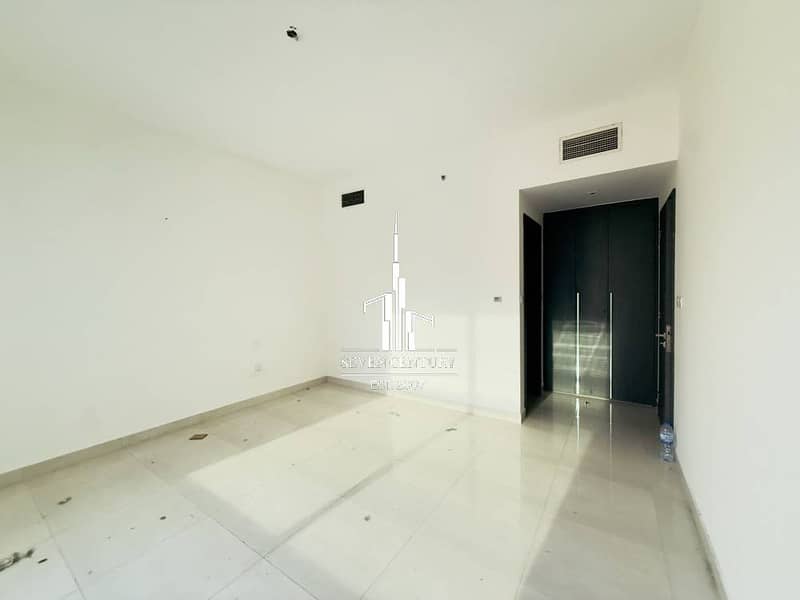 Ready to move in | Prime Location | Pool View