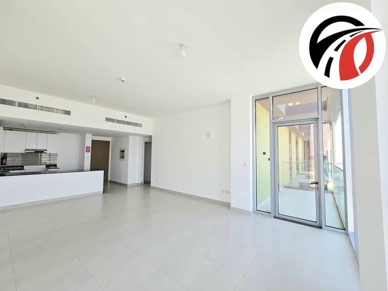 Spacious Apartment ! With Maids Room ! Ready to Move ! Big Size - Image 6