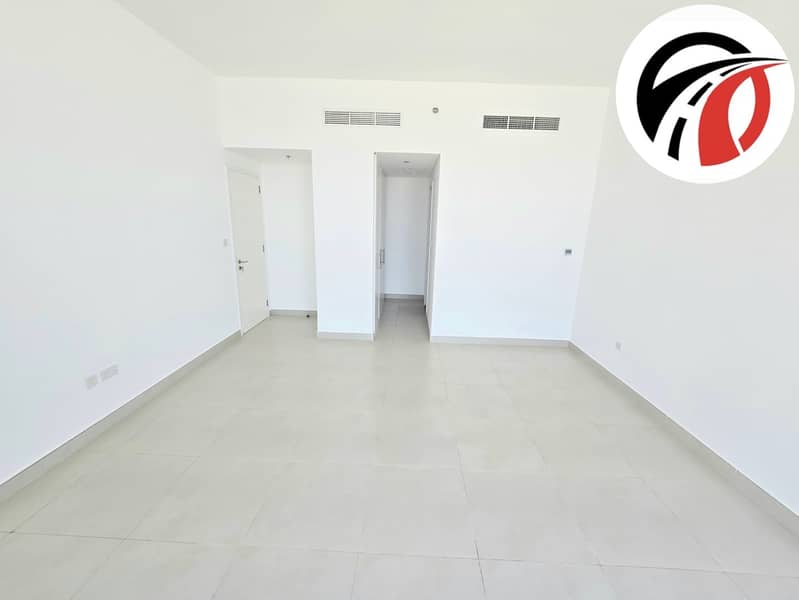 Spacious Apartment ! With Maids Room ! Ready to Move ! Big Size - Image 7