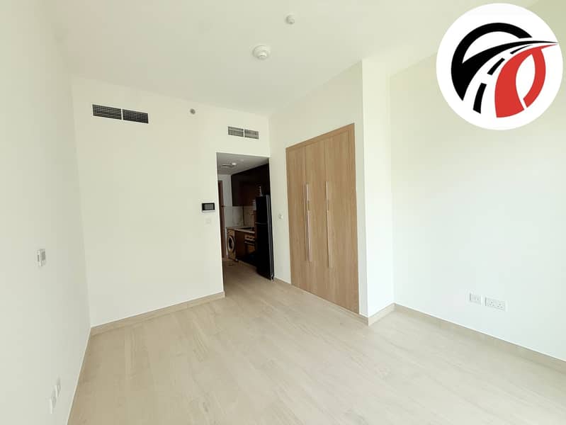 Luxurious Ready To Move Studio Available Only 50k In Al Furjan