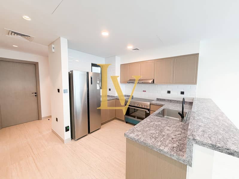 Corner End | 5Bed+Maid | Brand New | Ready to Move