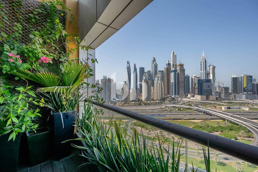 Upgraded | Duplex | Skyline view | VOT | Exclusive - Image 12