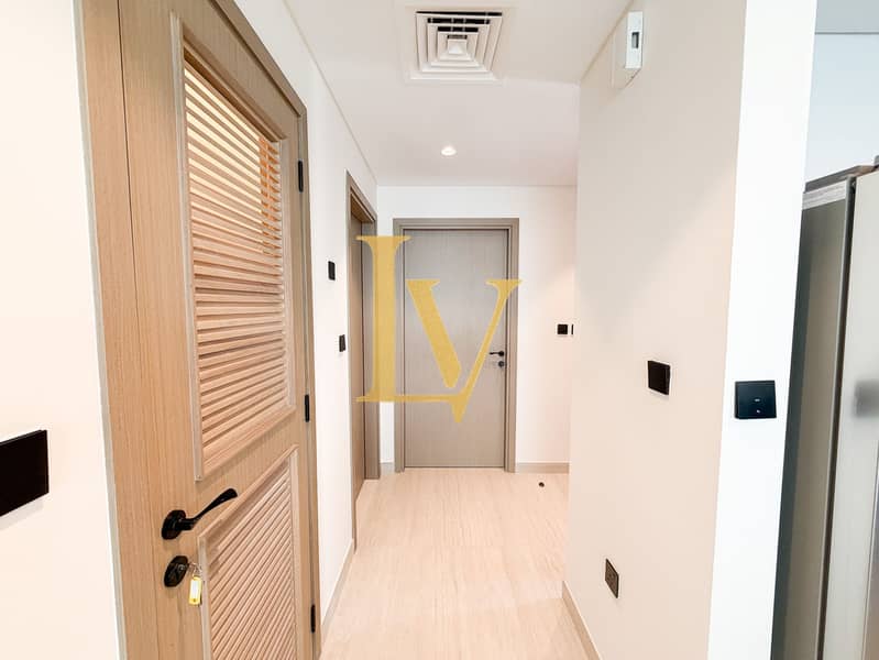 Corner End | 5Bed+Maid | Brand New | Ready to Move