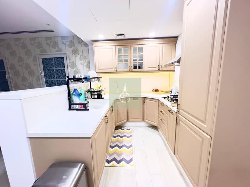 Fully Upgraded | Swimming Pool | Vacant - Image 6